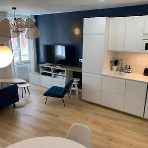 bel-appartement-en-plein-coeur-de-condrieu.hotels-rhonealpes.com/