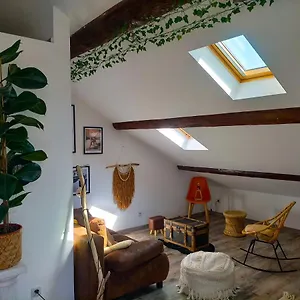 t2-proche-avignon.fr-provencehotel.com/