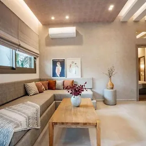 https://apt-euphoria-luxury.rethymnohotels.net