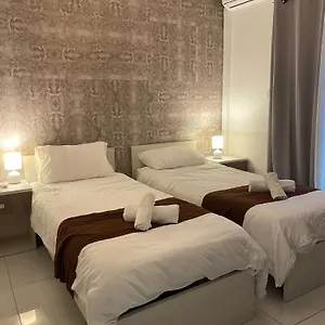 msida-suites.hotelssaintjulians.com/