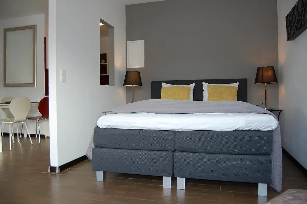 וינה Kunsthaus Apartments 0*,