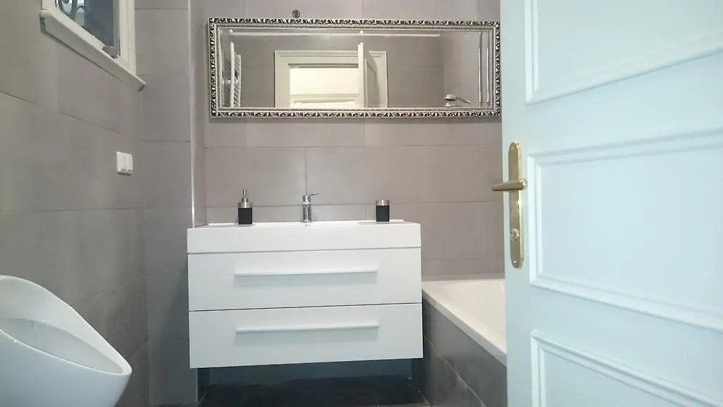 וינה Kunsthaus Apartments אוסטריה