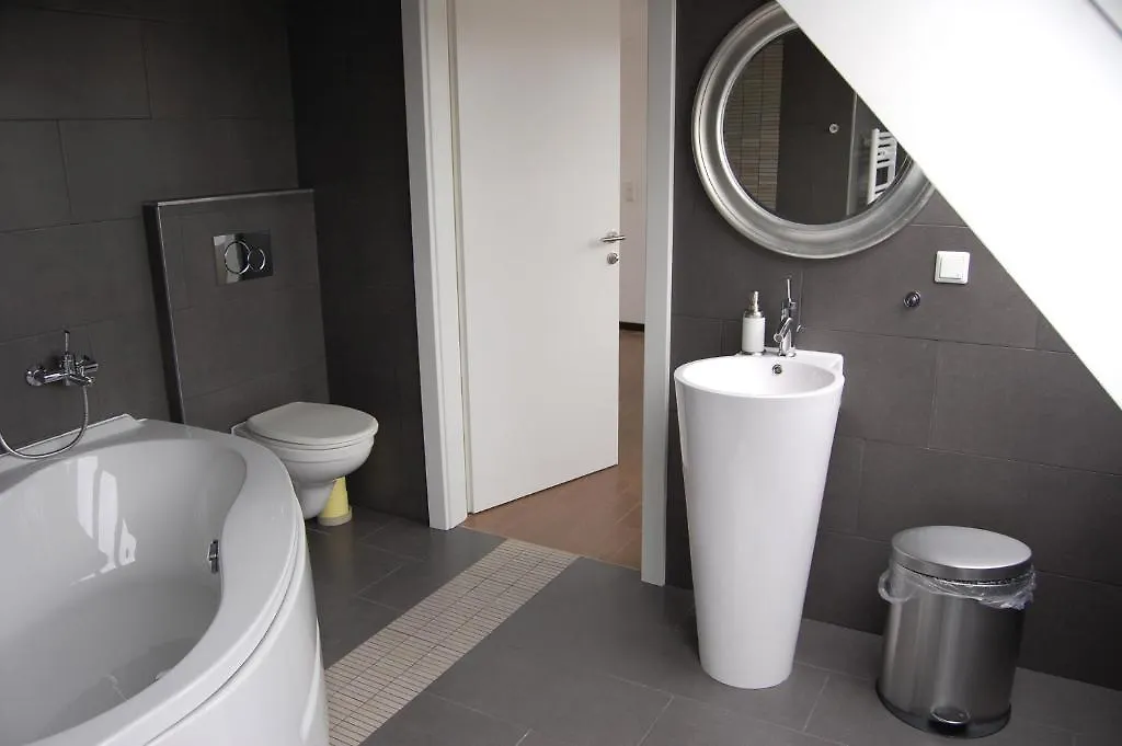 וינה Kunsthaus Apartments 0*,  אוסטריה